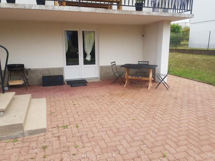 L'Experience Brocandbric Amboise Luaran gambar